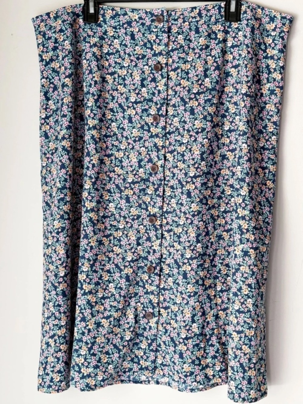 LC Lauren Conrad Navy Floral Knee Length Skirt